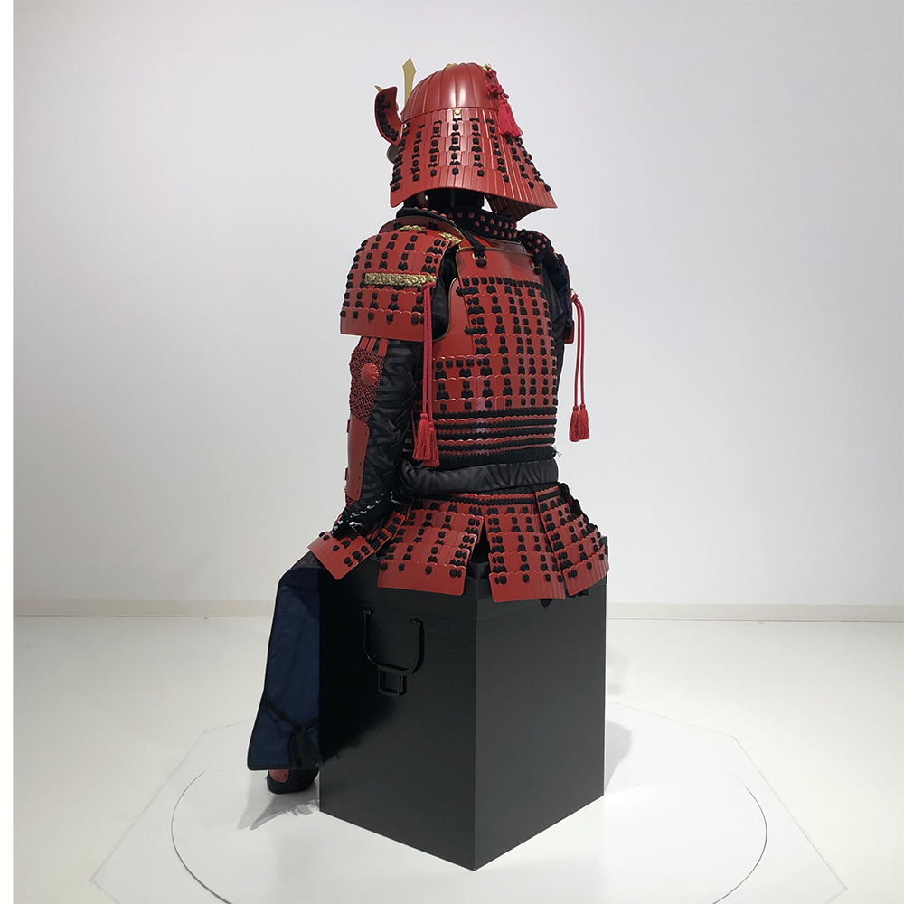L004 黒糸威赤塗伊予腰取具足 等身大 - サムライストア SAMURAI STORE L004 黒糸威赤塗伊予腰取具足 等身大 - サムライストア SAMURAI STORE